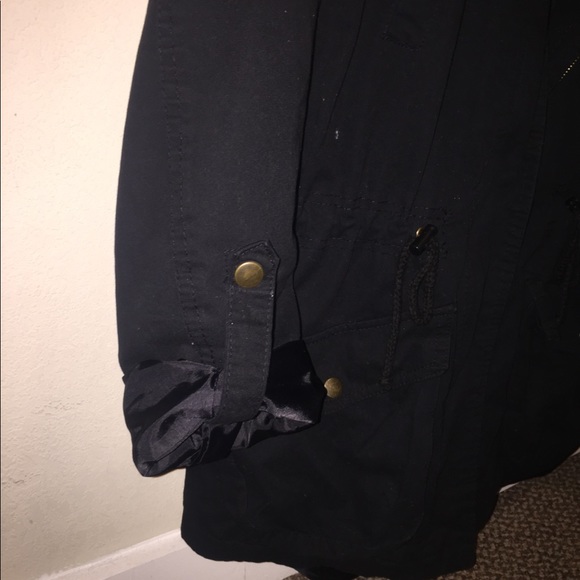 Jacket - Picture 3 of 5